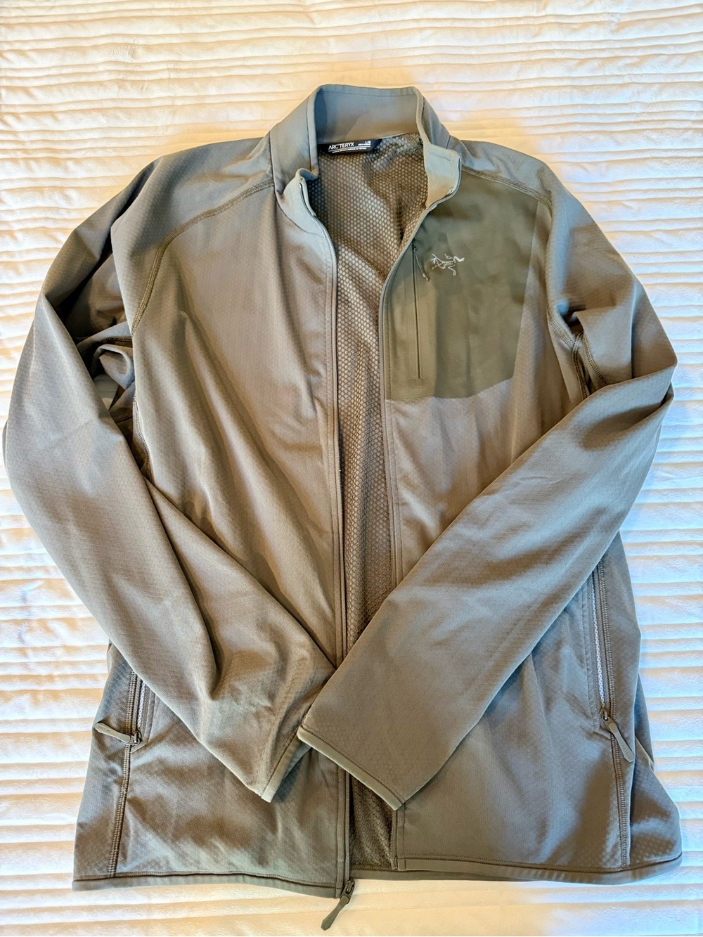 Arc'teryx Men's Olive Green Lightweight Softshell Jacket